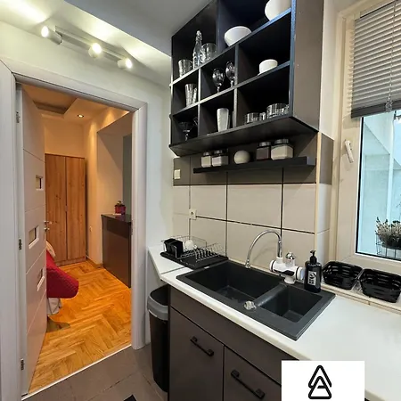 Apartman Zona 3 *