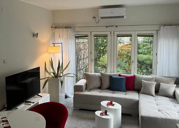 Zona 3 * 兹雷尼亚宁